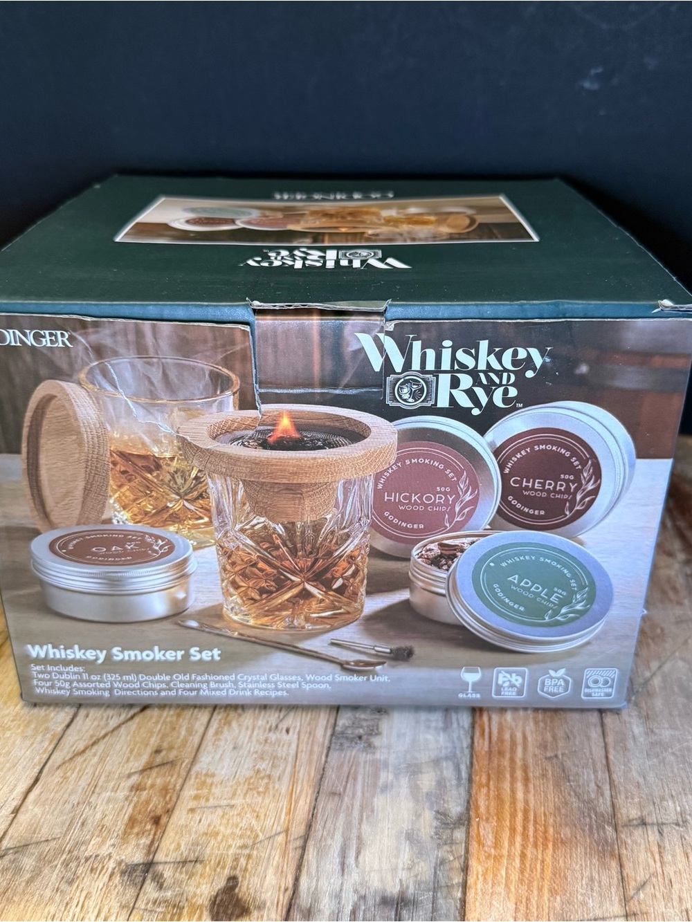 Godinger Whiskey and Rye Whiskey Smoker Set